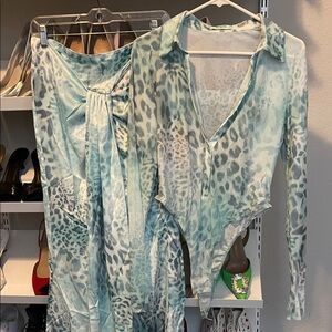 Stylish Leopard Print Bodysuit and Skirt Set